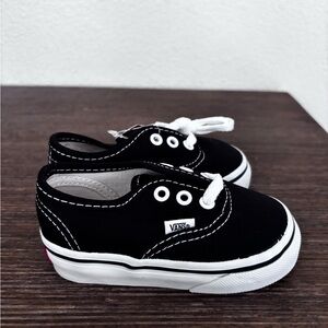 Vans Authentic sneakers in toddler size 5